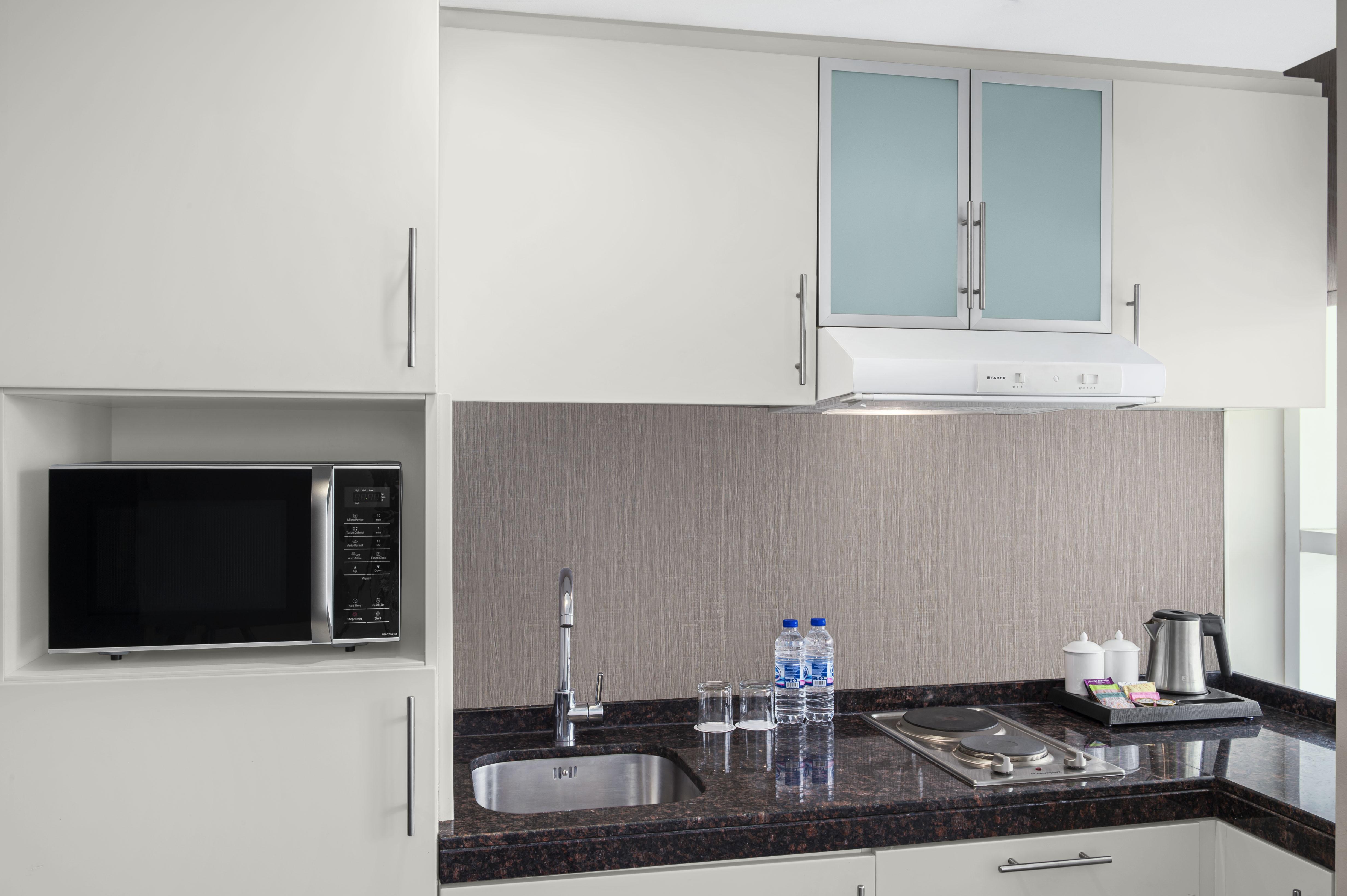 Leva Hotel Mazaya Centre Dubai Eksteriør bilde